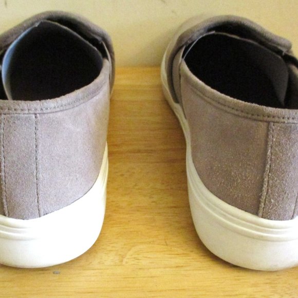 Blondo Waterproof Women's Riyan Slip On Casual Shoe Flat Tan Beige Suede Size 8 - Picture 6 of 11